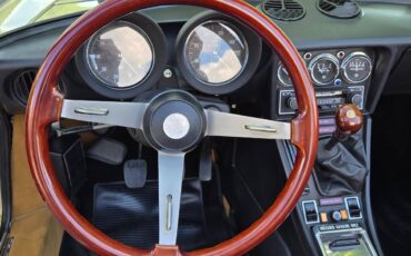 Alfa-romeo-spider-1978-yellow-7