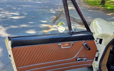 Alfa-romeo-spider-1978-yellow-8