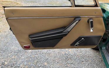 Alfa-romeo-spider-1979-green-20