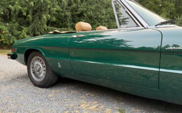 Alfa-romeo-spider-1979-green-4