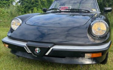 Alfa-romeo-spider-1989-black-5