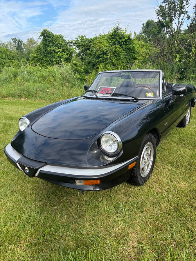 Alfa-romeo-spider-1989-black-6