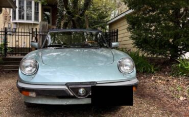 Alfa-romeo-spider-veloce-1984-blue-9