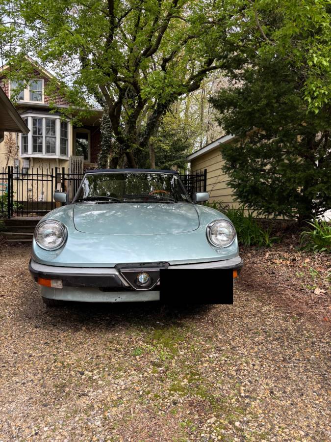 Alfa-romeo-spider-veloce-1984-blue-9