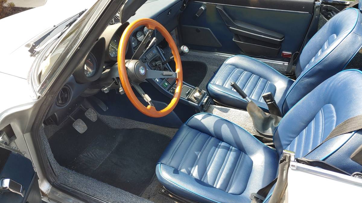 Alfa-romeo-spider-veloce-1984-silver-4