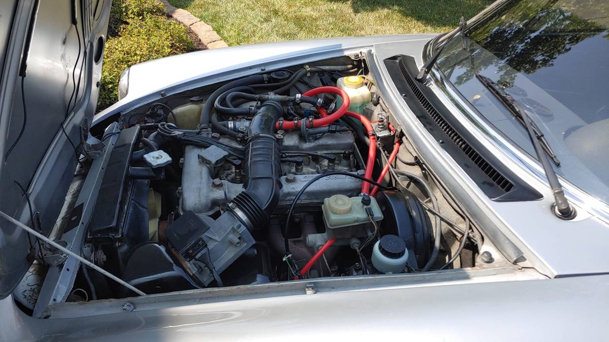 Alfa-romeo-spider-veloce-1984-silver-8