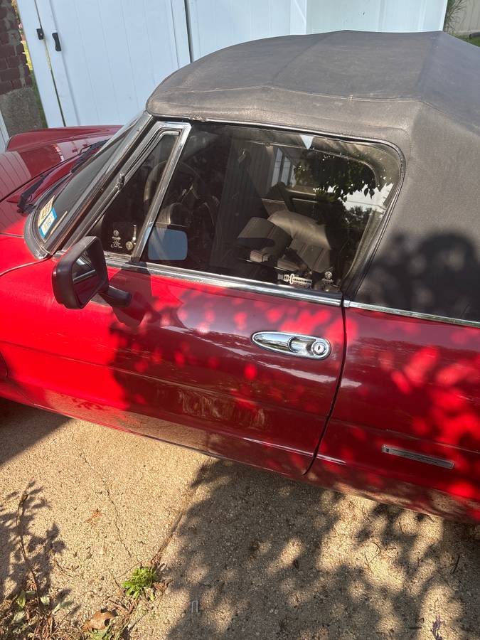 Alfa-romeo-spider-veloce-1986-red-3