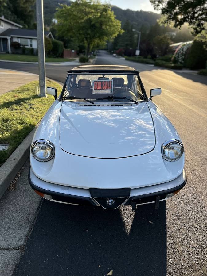 Alfa-romeo-spider-veloce-1990-white-1