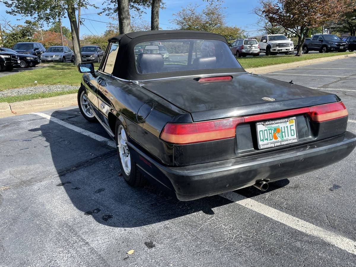 Alfa-romeo-spider-veloce-1993-black-15