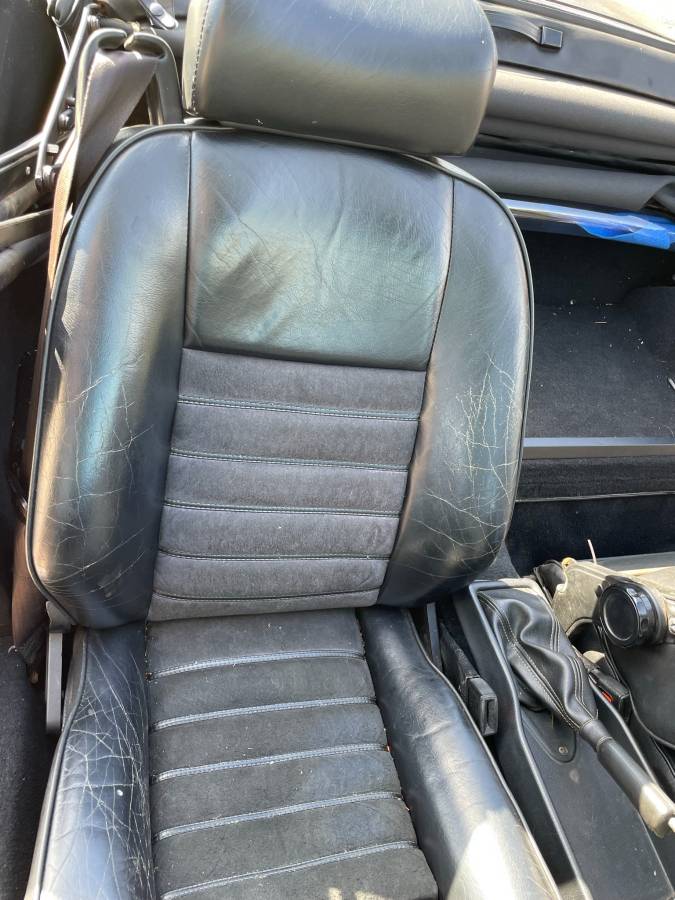 Alfa-romeo-spider-veloce-1993-black-8