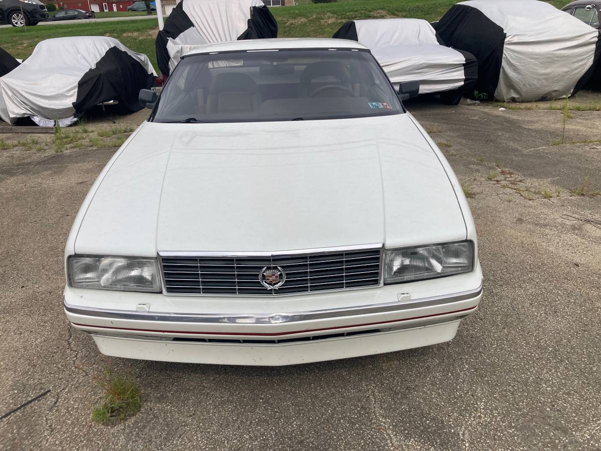 Allante-1988-white-2