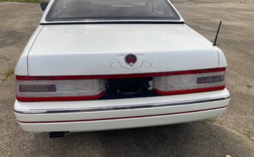 Allante-1988-white