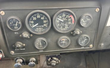 Am-general-diesel-1979-yellow-8