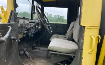 Am-general-diesel-1979-yellow-9