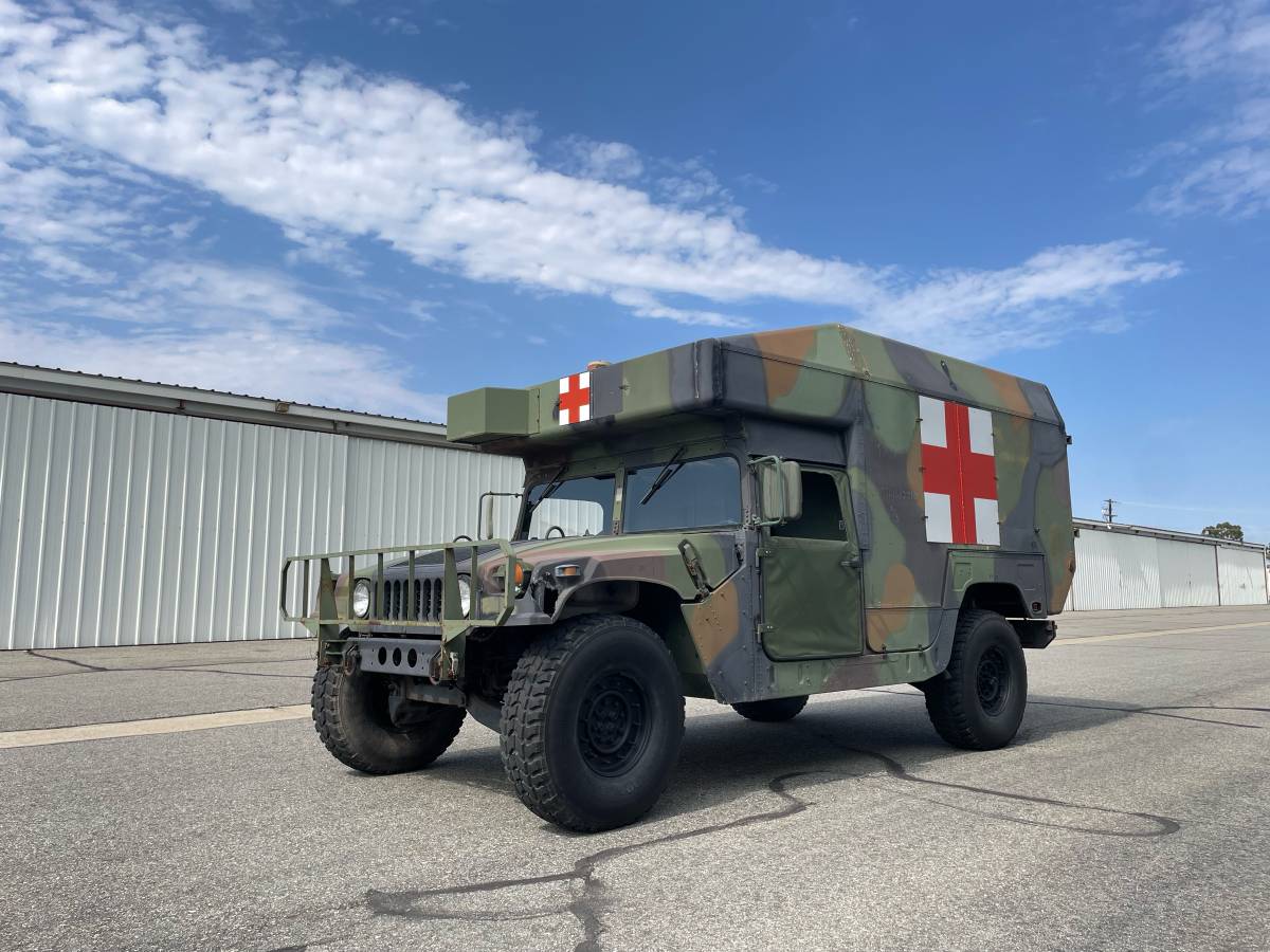 Am-general-humvee-diesel-1989-1