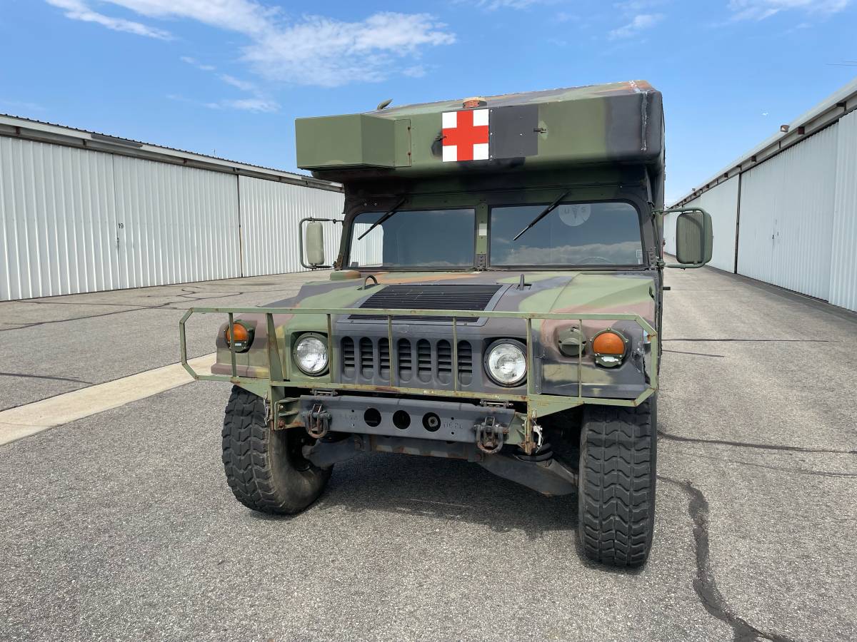 Am-general-humvee-diesel-1989-3
