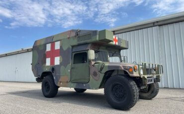 Am-general-humvee-diesel-1989