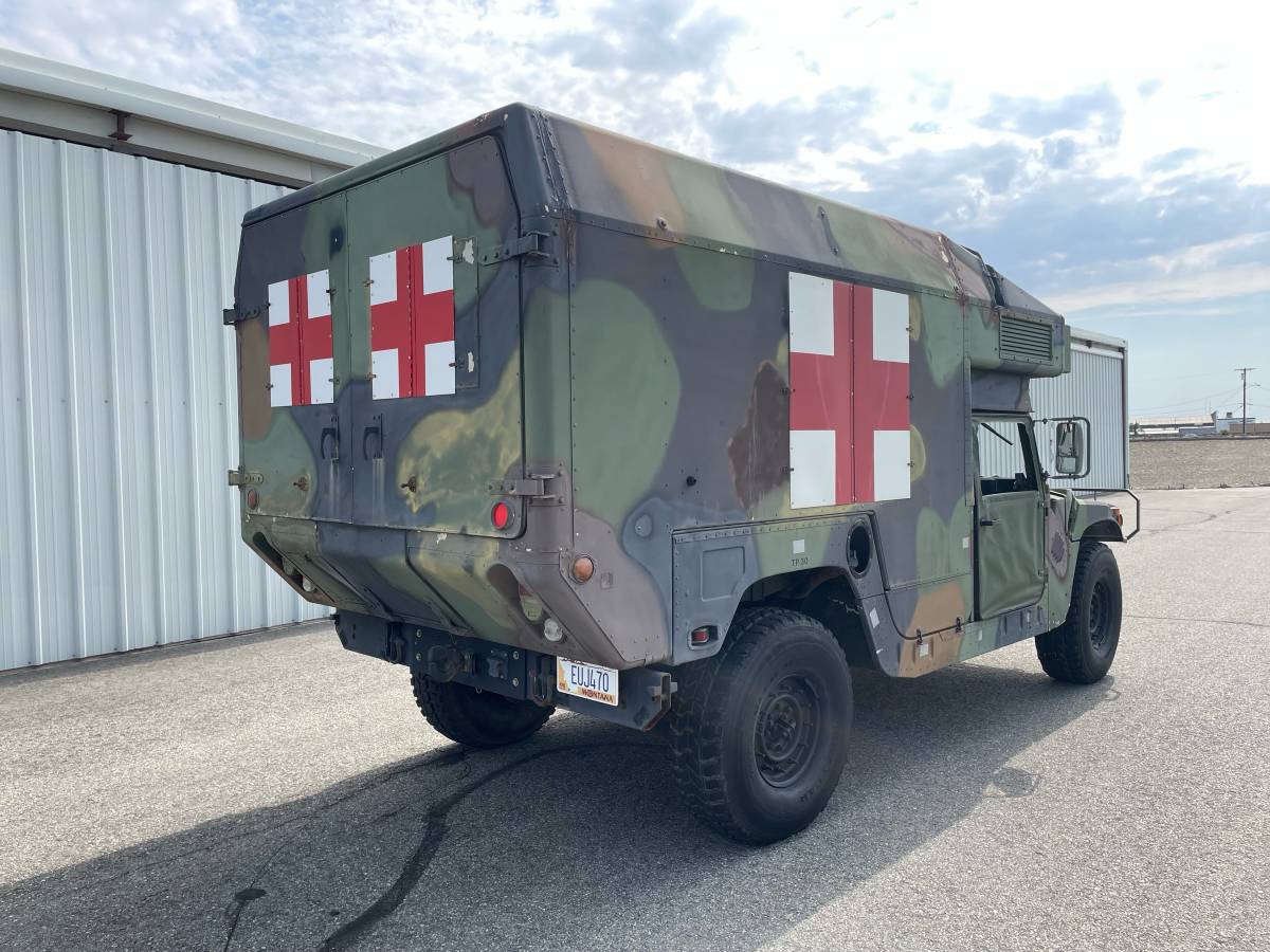 Am-general-humvee-diesel-1989-5