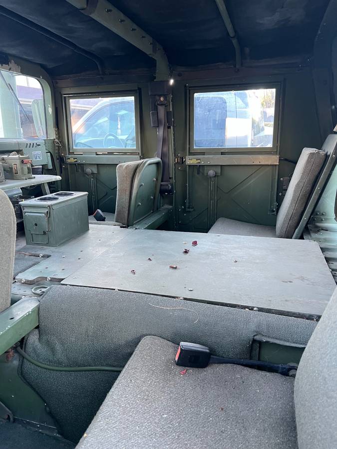 Am-general-humvee-diesel-1992-11