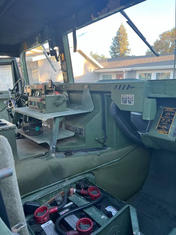 Am-general-humvee-diesel-1992-8