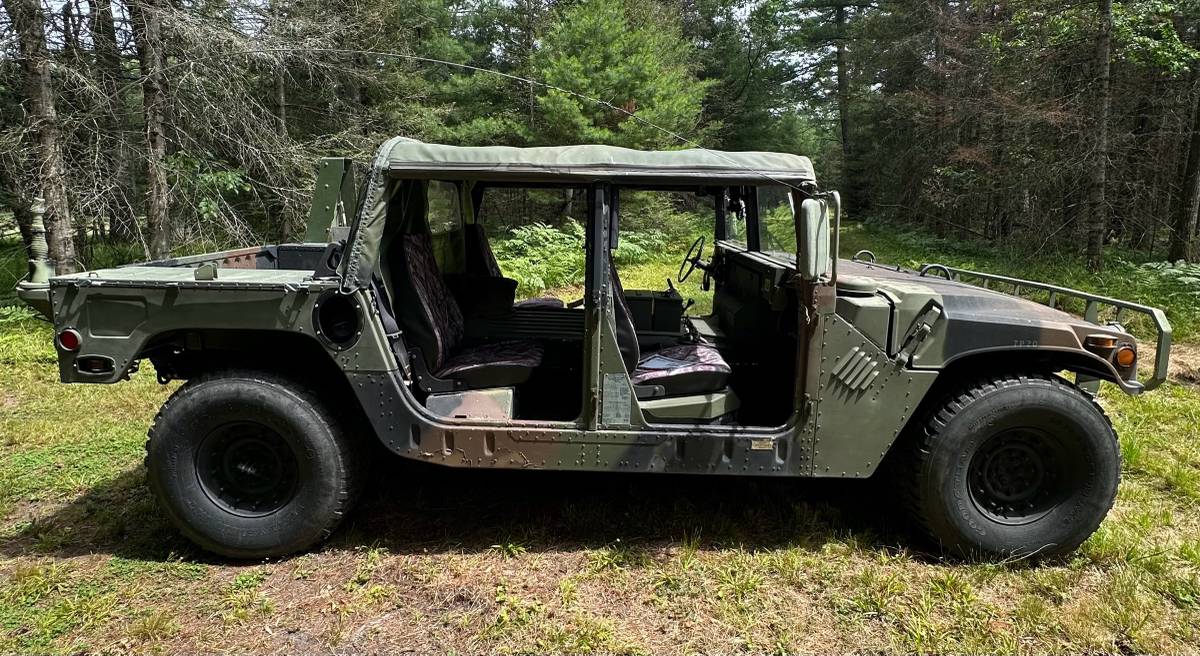 Am-general-humvee-diesel-1994-custom-9
