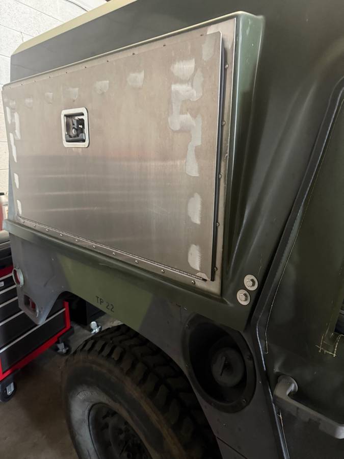 Am-general-m1038-diesel-1986-green-13