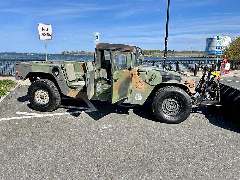 Am-general-m998-diesel-1986-green-18