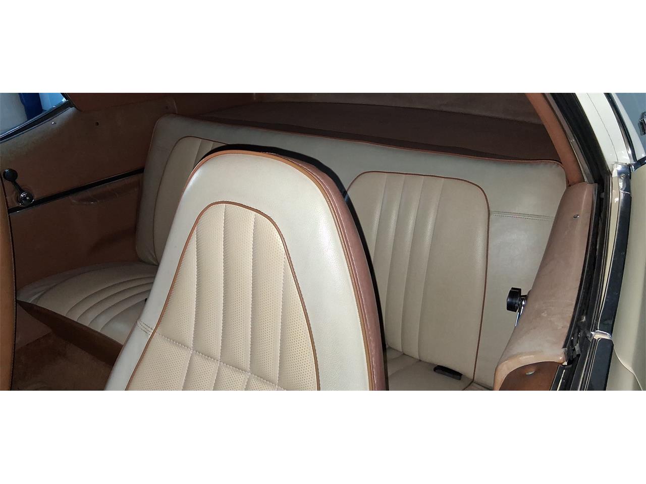 Amc-Amx-1973-Beige-Beige-brown-3