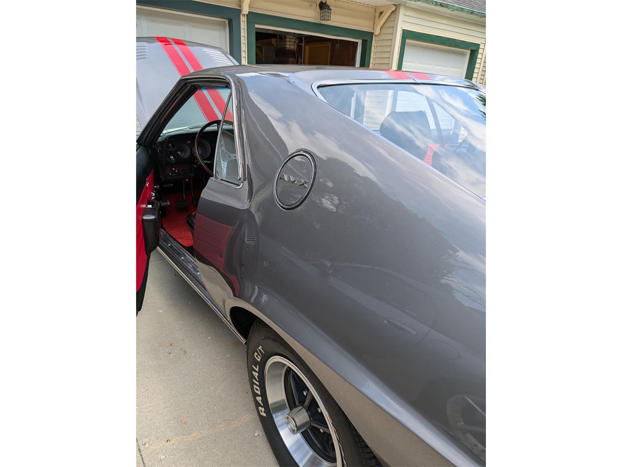 Amc-Amx-quotgo-packquot-collector-edition-1969-castellan-gray-red-red-black-15