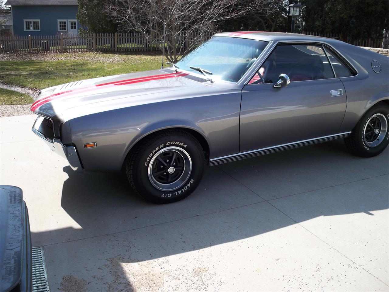 Amc-Amx-quotgo-packquot-collector-edition-1969-castellan-gray-red-red-black-2