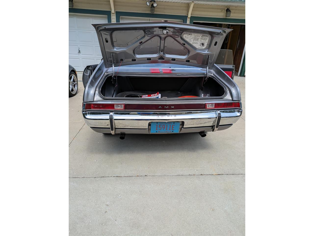 Amc-Amx-quotgo-packquot-collector-edition-1969-castellan-gray-red-red-black-86