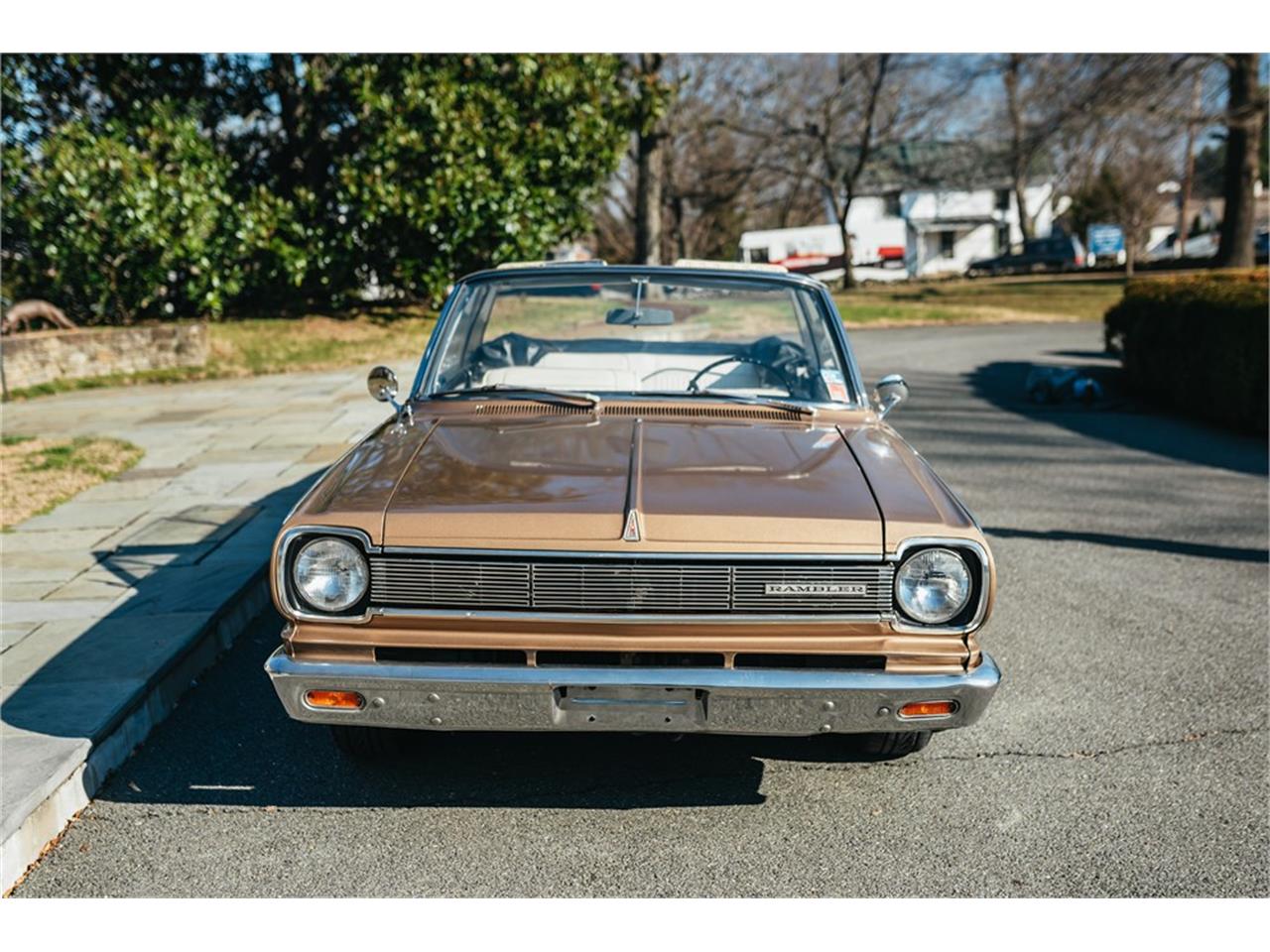 Amc-Rambler-1966-Gold-White-1