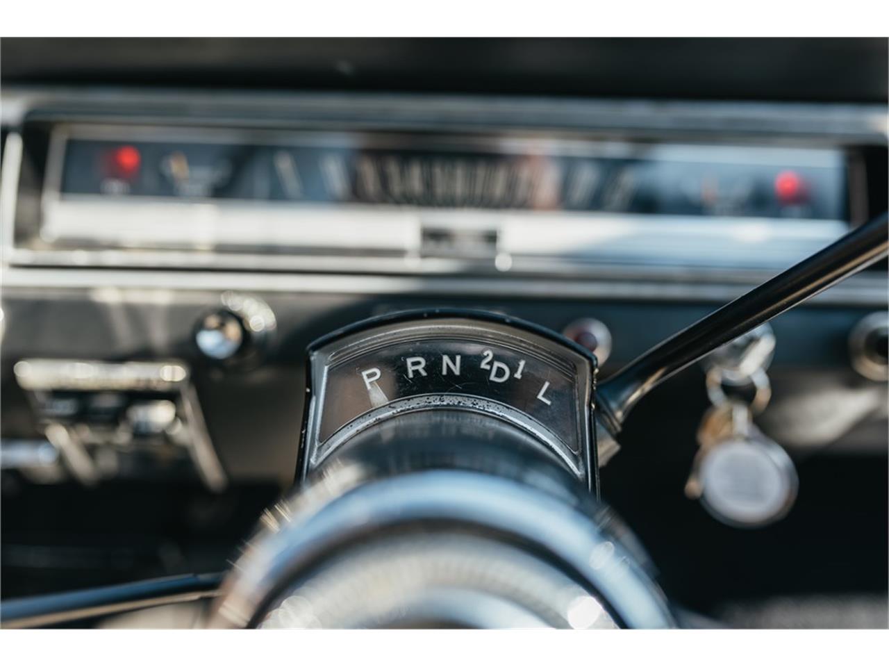 Amc-Rambler-1966-Gold-White-34