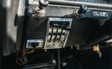 Amc-Rambler-1966-Gold-White-40