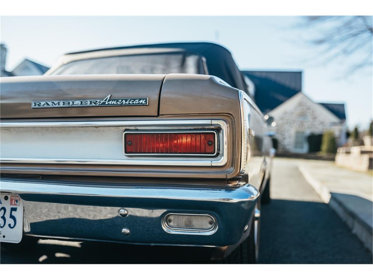 Amc-Rambler-1966-Gold-White-49
