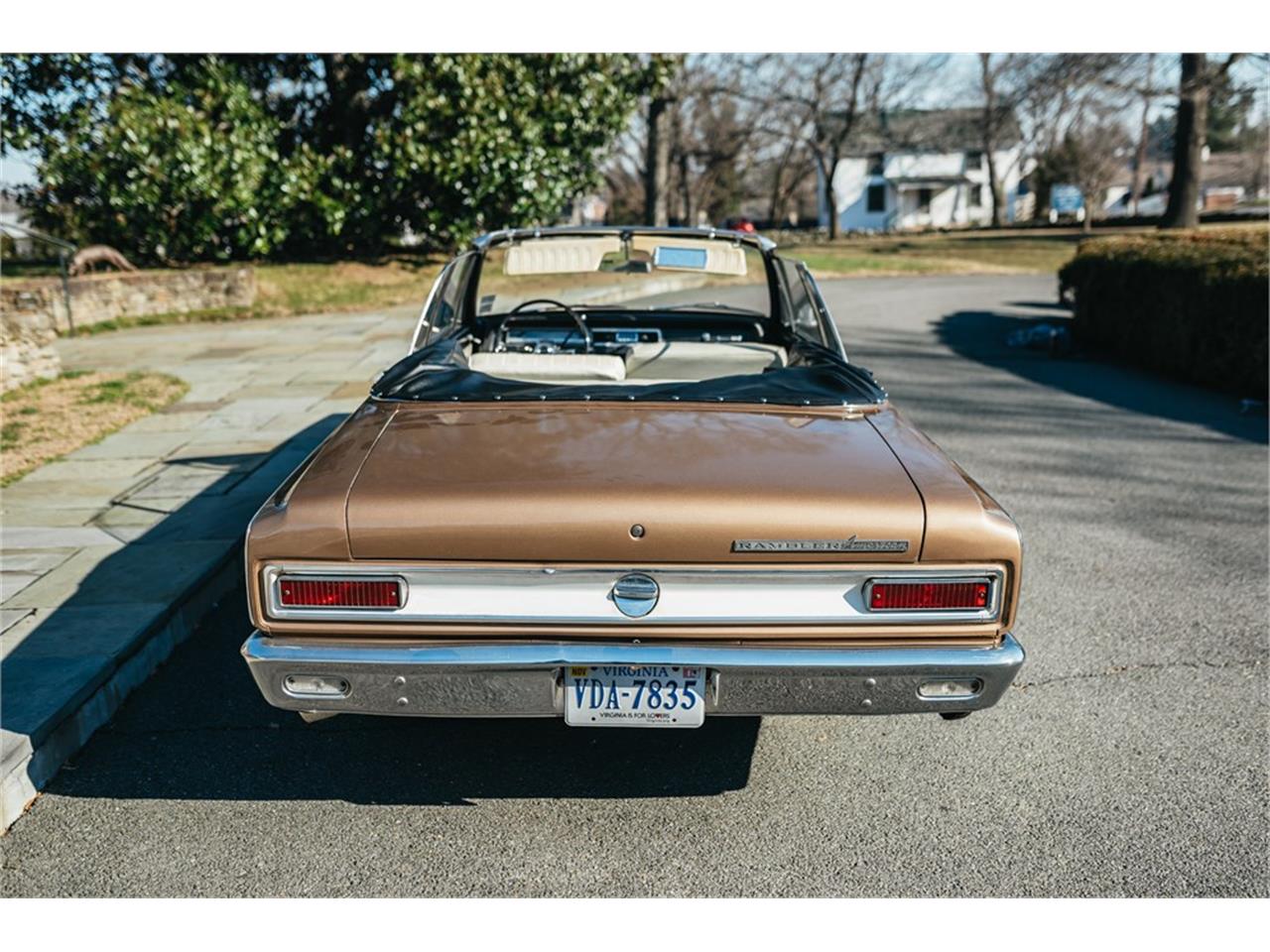 Amc-Rambler-1966-Gold-White-5