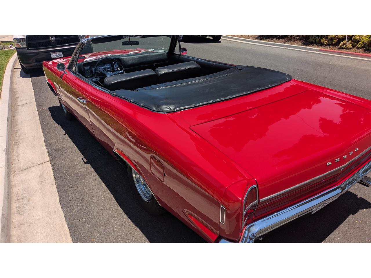 Amc-Rebel-1967-Red-Black-13