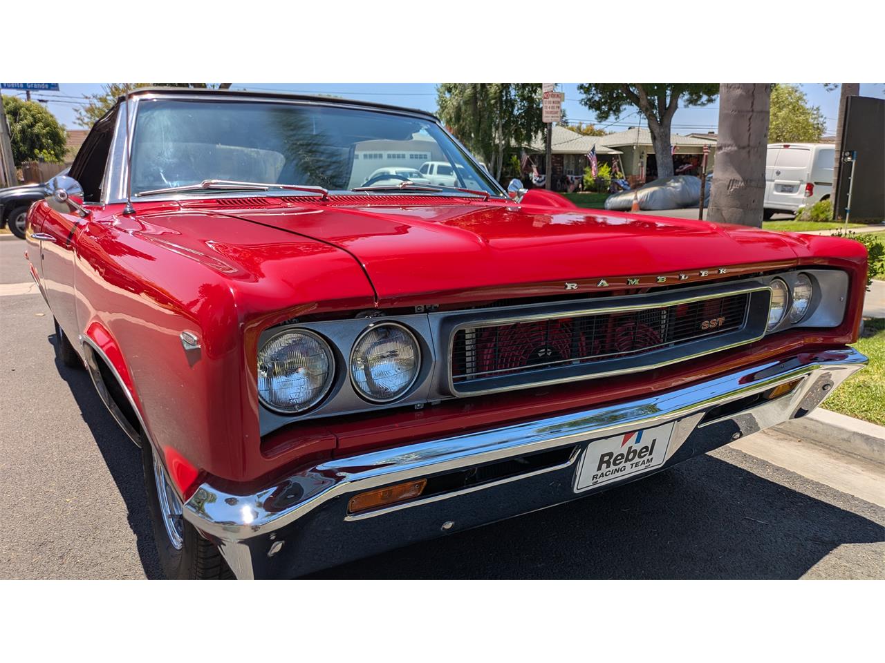 Amc-Rebel-1967-Red-Black-2