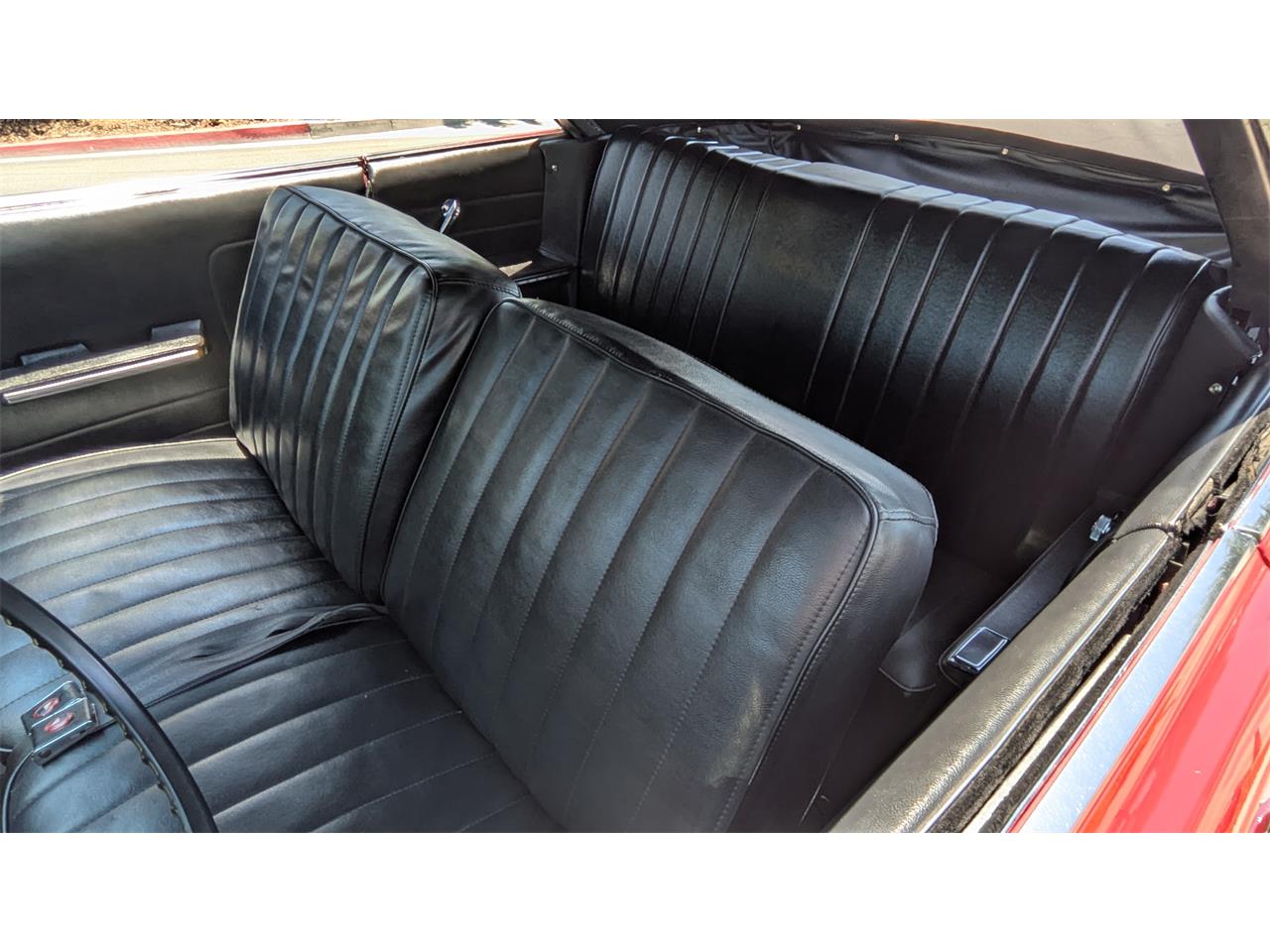 Amc-Rebel-1967-Red-Black-32