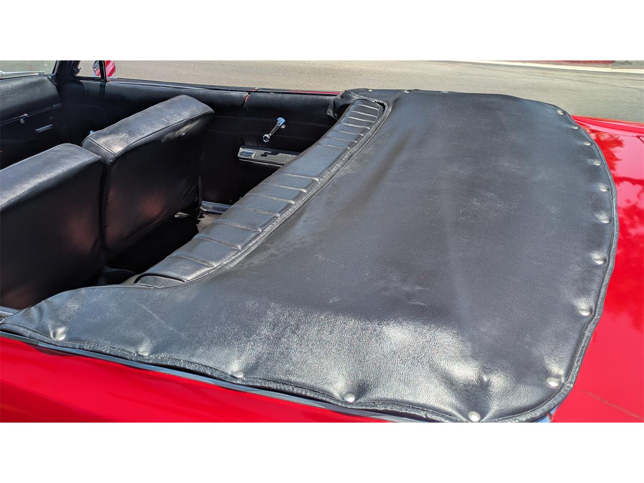 Amc-Rebel-1967-Red-Black-36