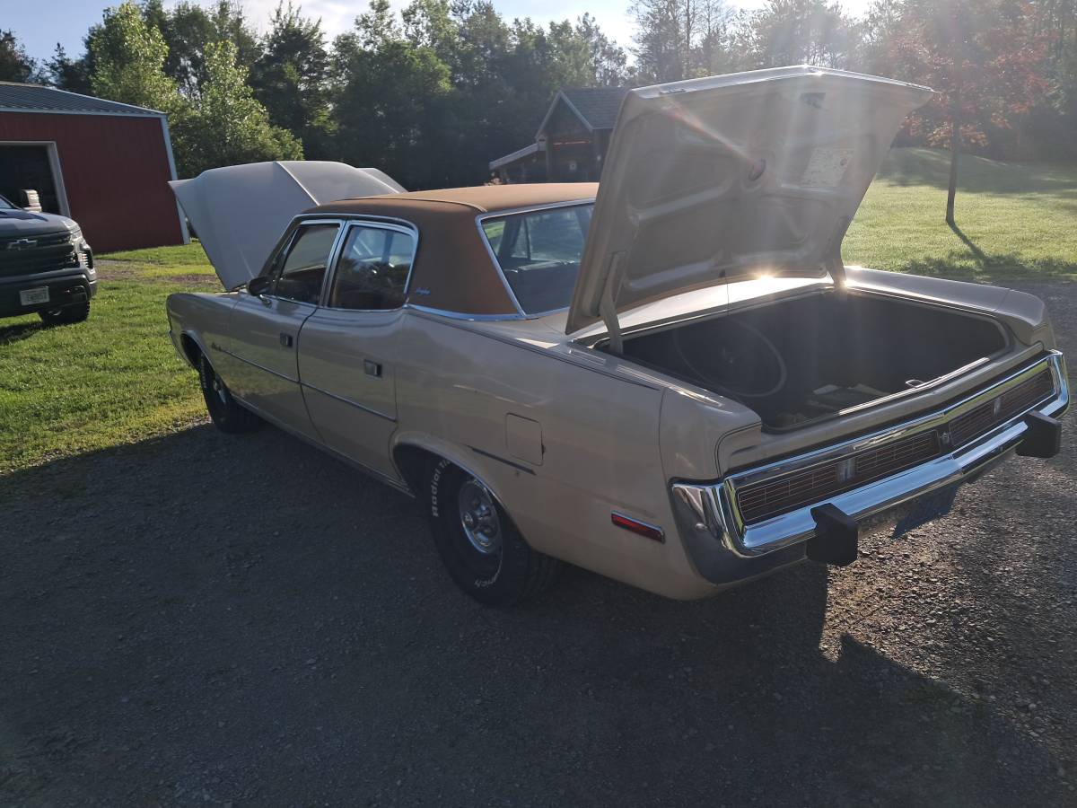 Amc-ambassador-1973-2