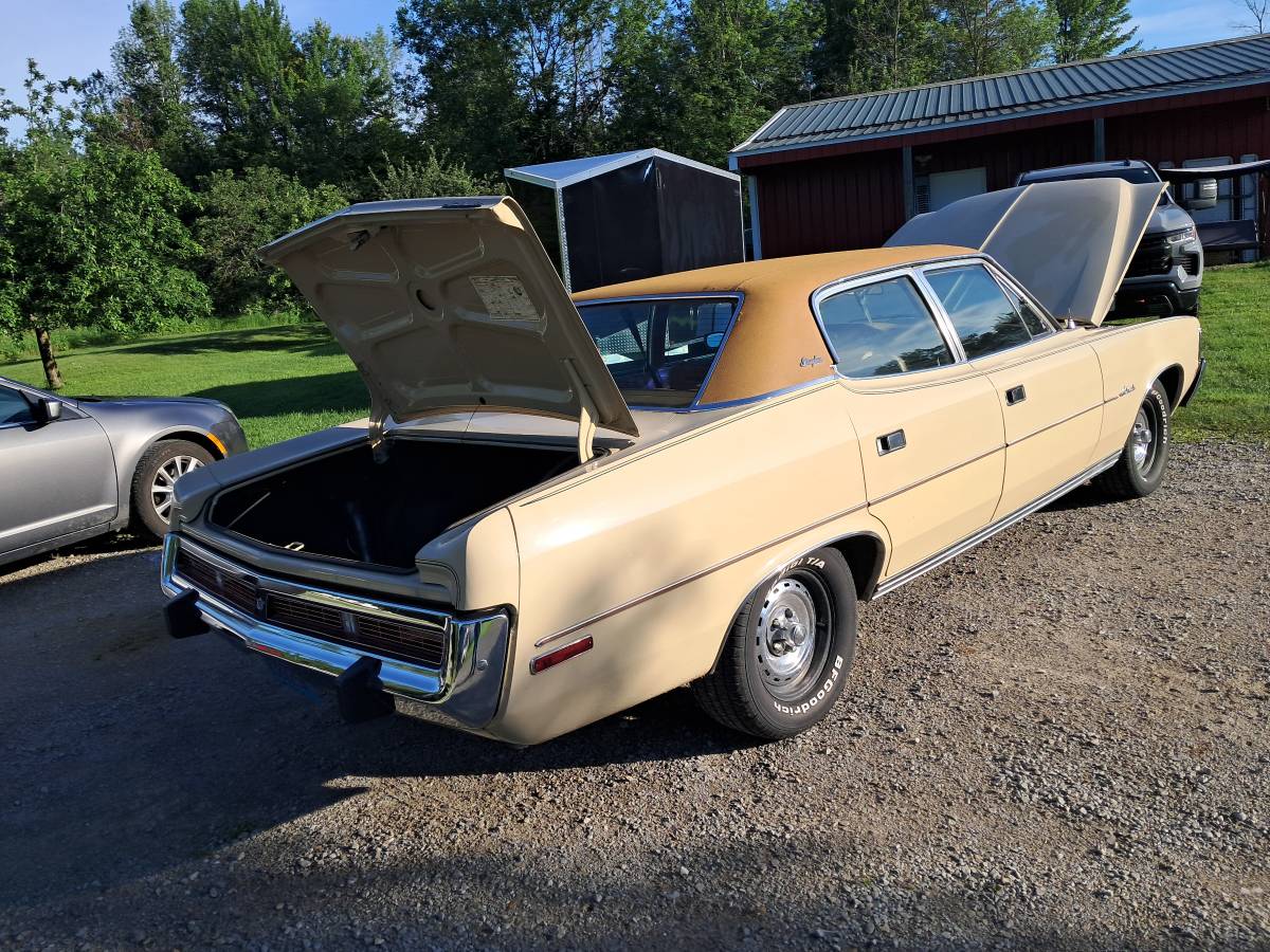 Amc-ambassador-1973-3