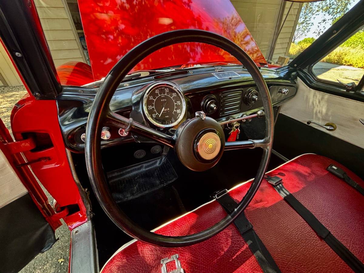 Amc-nash-metropolitan-1960-red-3