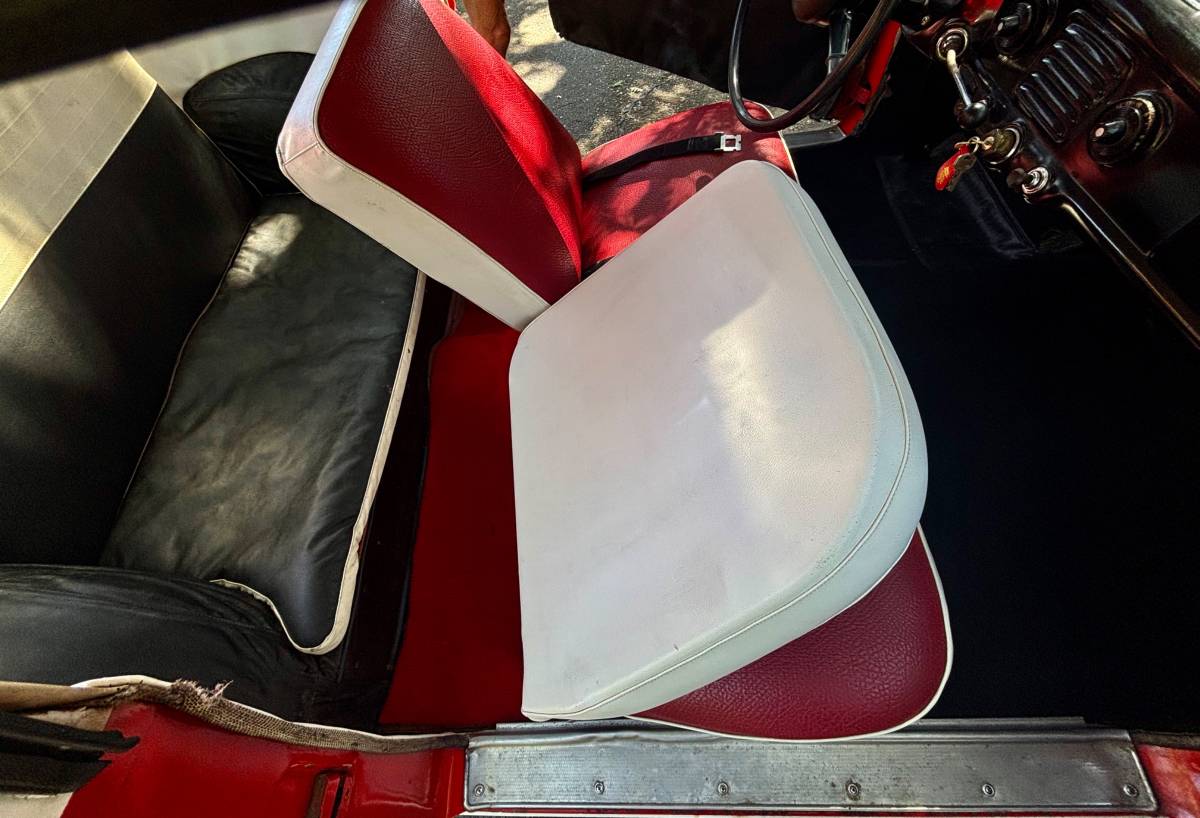 Amc-nash-metropolitan-1960-red-7