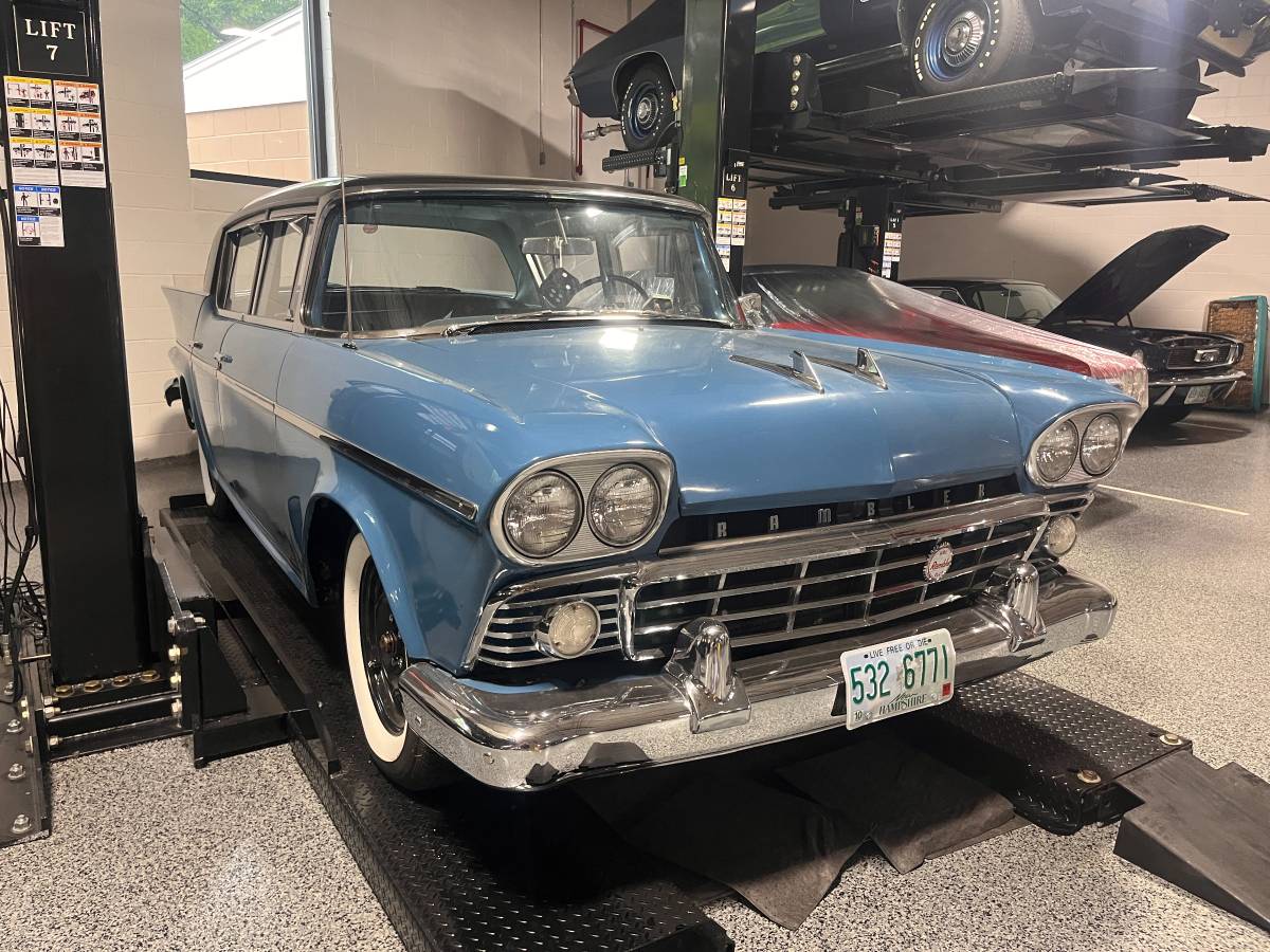 Amc-rambler-1958-blue-17
