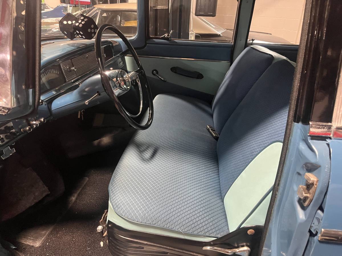 Amc-rambler-1958-blue-3
