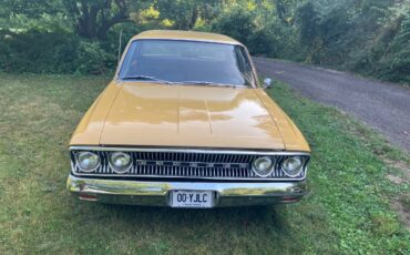 Amc-rambler-classic-1962-yellow-1