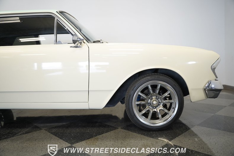 American-motors-Rambler-1963-Valencia-White-Houndstooth-10
