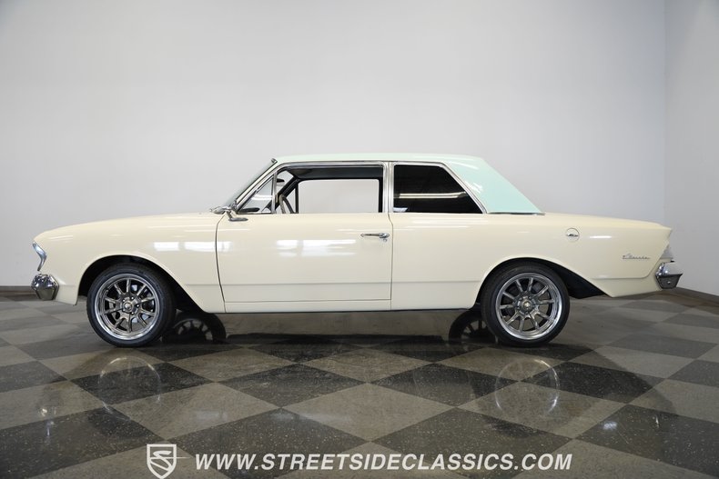 American-motors-Rambler-1963-Valencia-White-Houndstooth-26