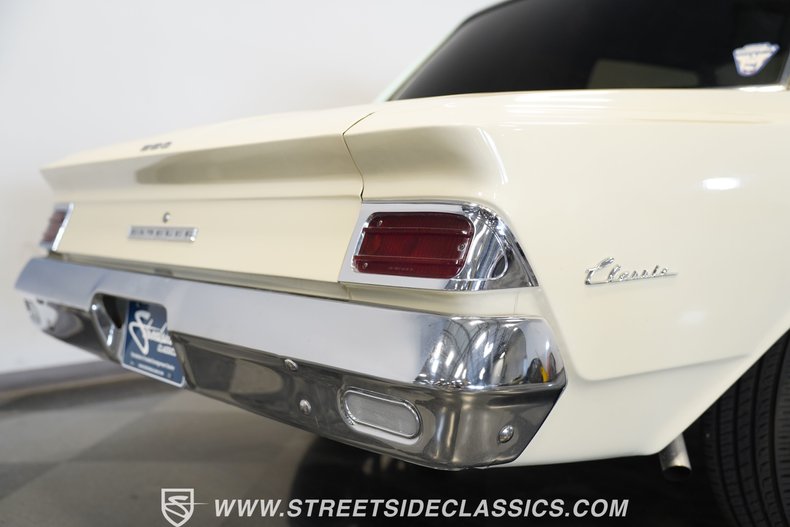 American-motors-Rambler-1963-Valencia-White-Houndstooth-28